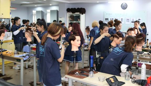 Hơn 48 ảnh về đào tạo cắt tóc nam  daotaoneceduvn